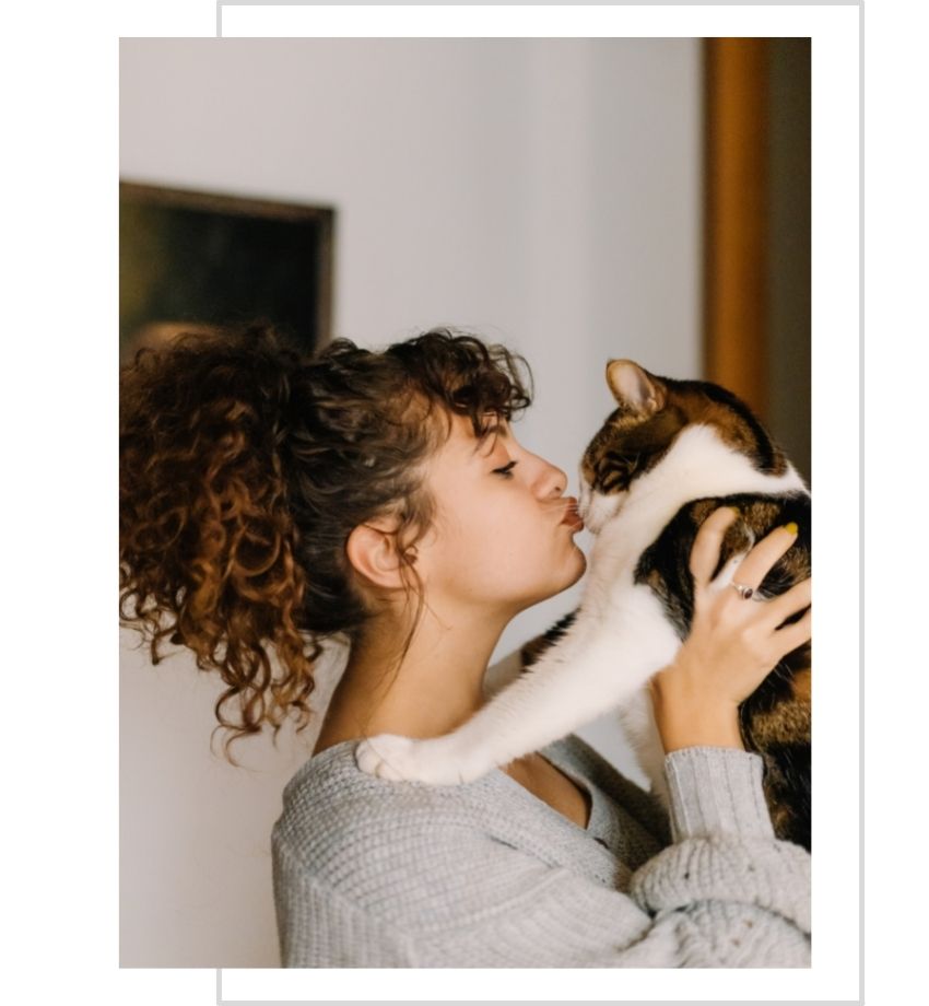 woman kissing her cat (3)